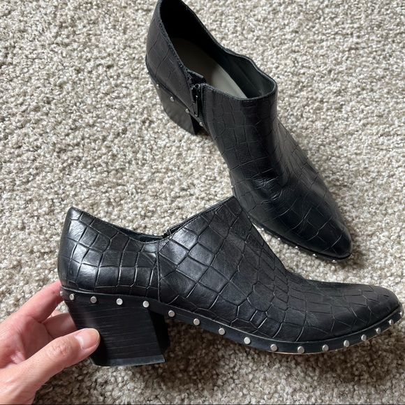 1. State Shoes - 1 State Leather Croc Heeled Lizba Ankle Boots Black 8
